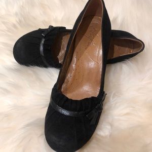 Black suede dress shoes 2 inches heel